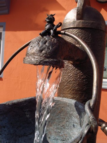 Teufel - Detail am Narrenbrunnen